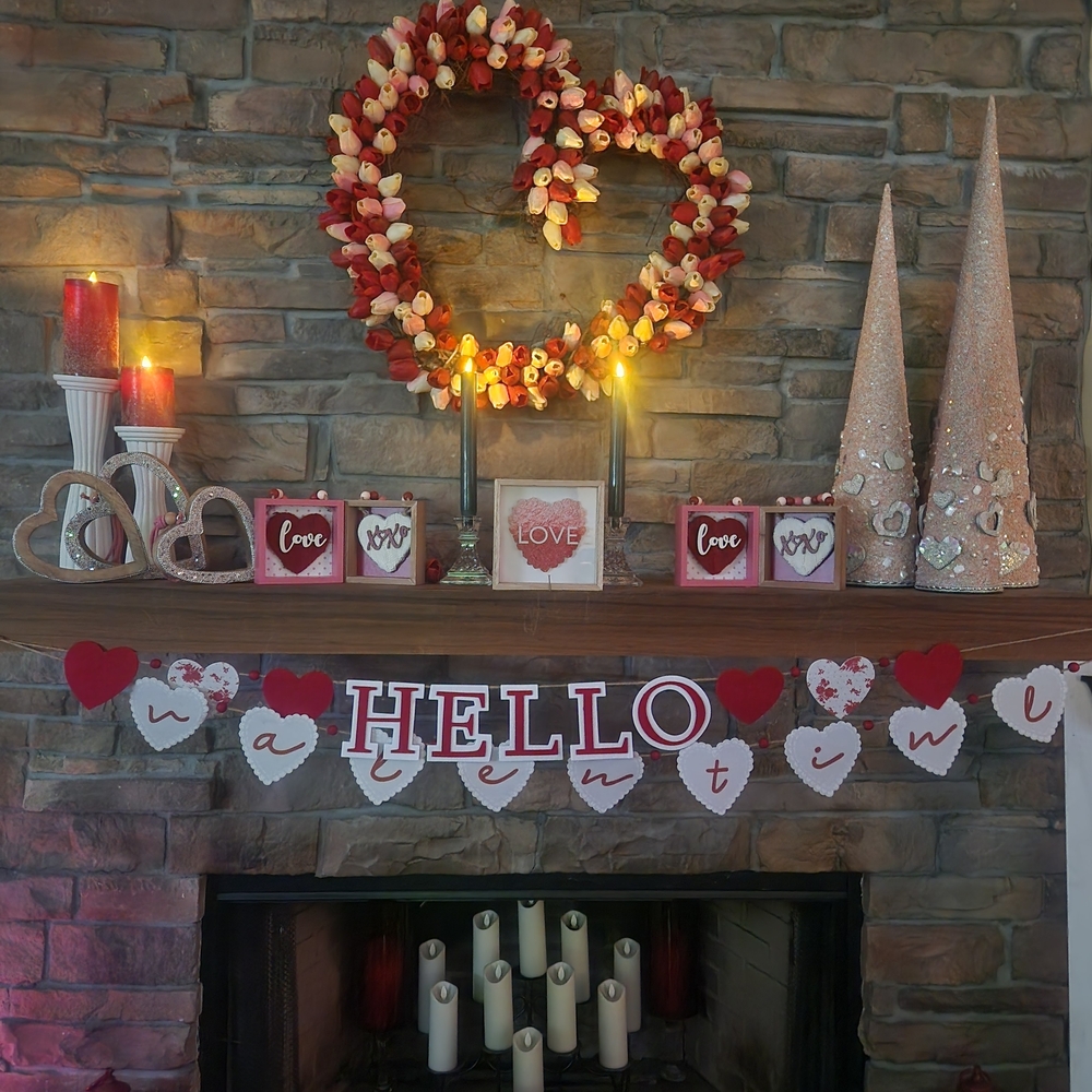 Valentine's Day Heart Wreath And Decor Set